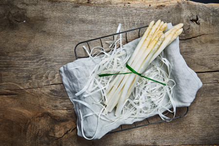 Suppenspargel geschält
