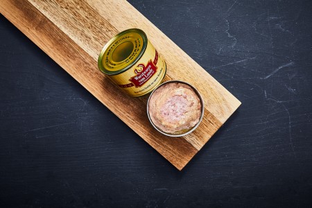 Zwiebelmettwurst gekocht