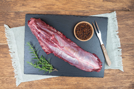 Rehwild Rücken am Knochen