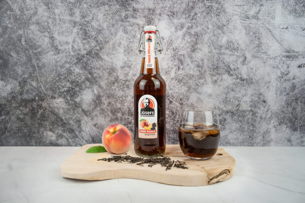 Fairer Pfirsich Teegetränk