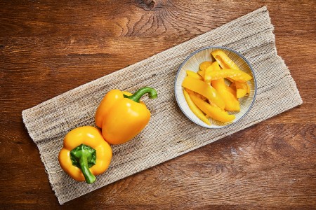 Gelbe Paprika Sticks